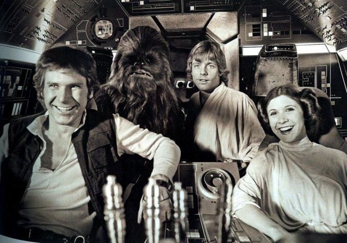 Personagens Star Wars em preto e branco